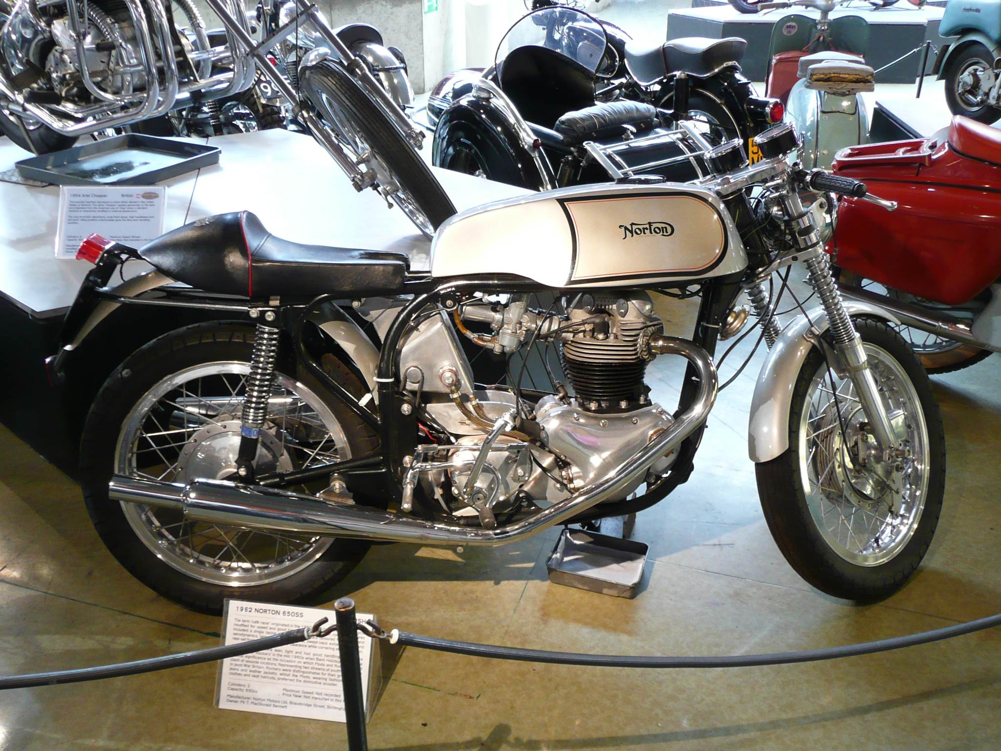Norton 650